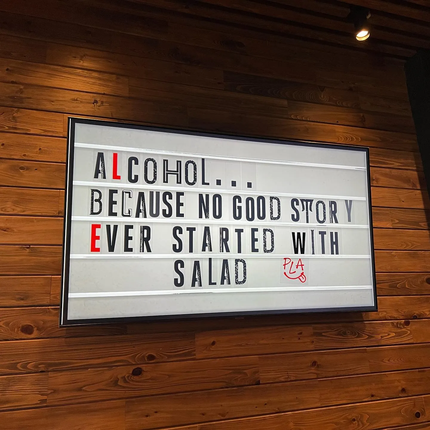 PLAY Sporting Lounge