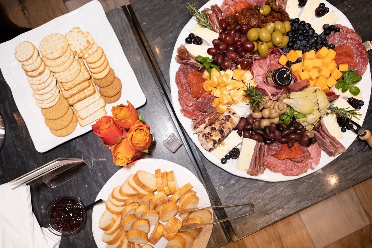 PLAY Sporting Lounge