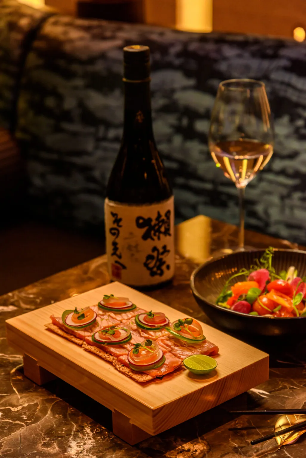 queen-fb-hires-1025x1536