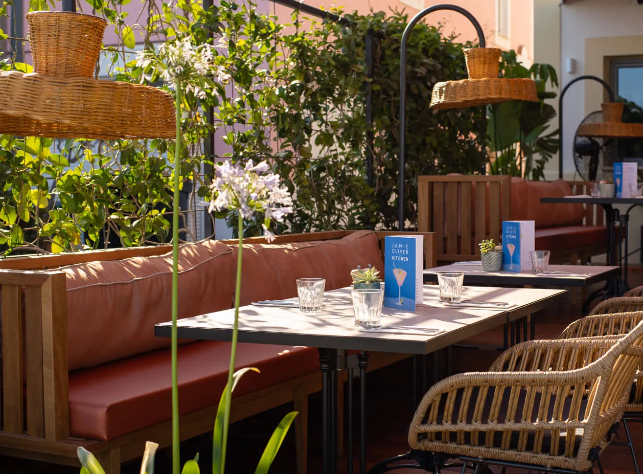 jamie-oliver-kitchen