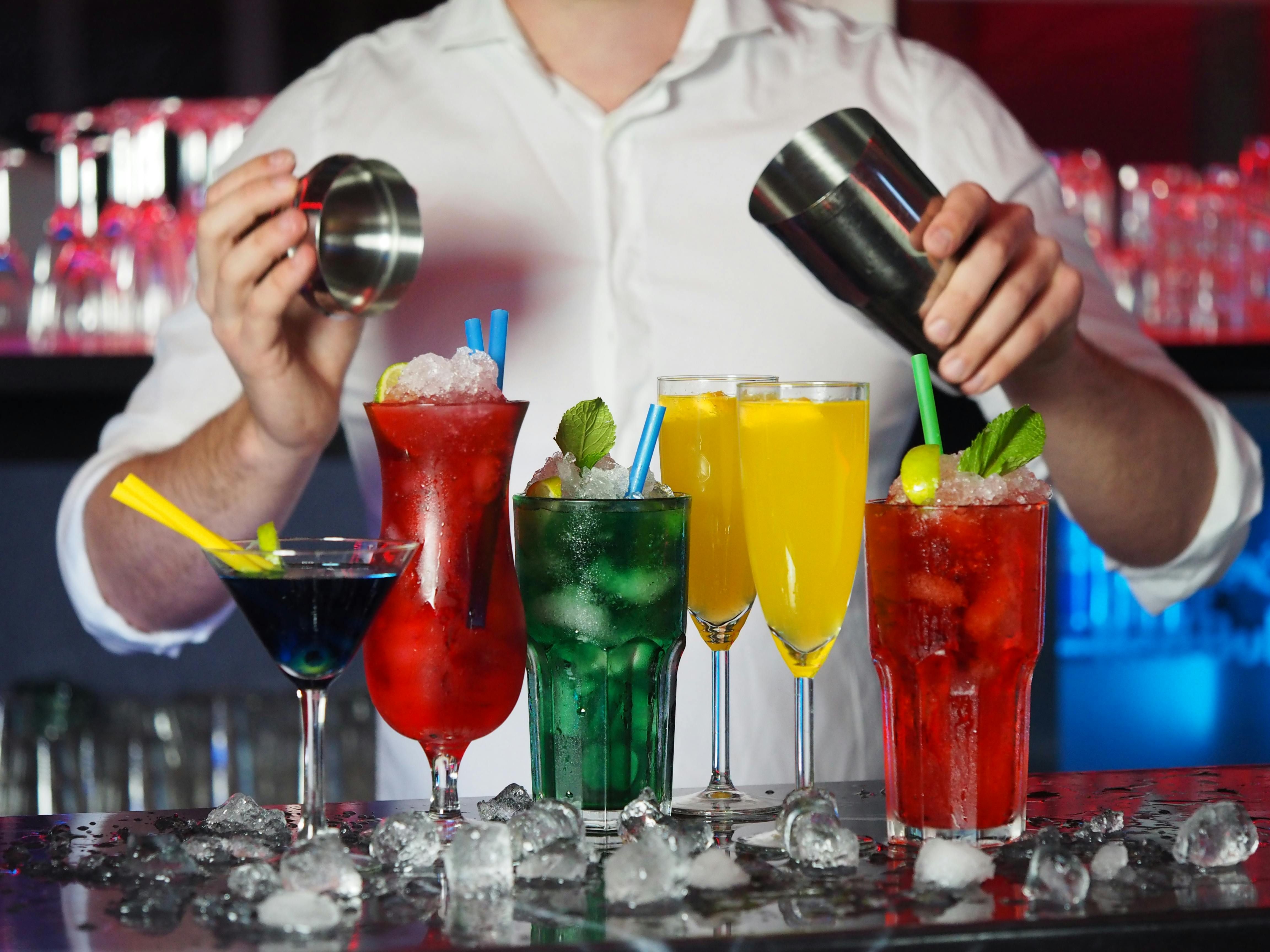 bartender with cocktails