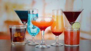 7 simple cocktails course cover