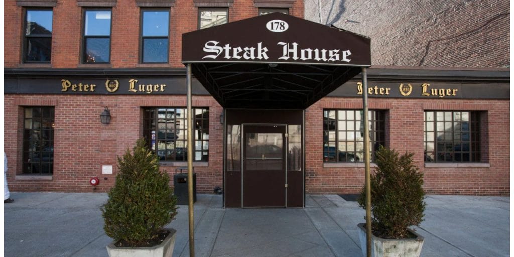 peter luger brooklyn; nyc restaurants where restaurant managers earn a lot