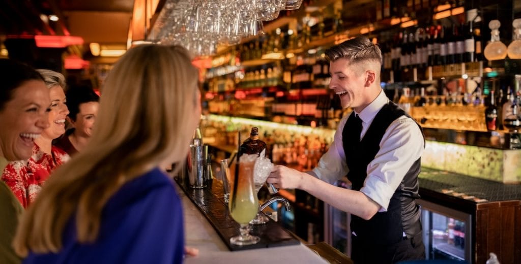 how Bartenders can maximize their earnings through side projects